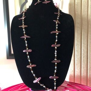 BIWA RONDELLE BEADED NECKLACE.